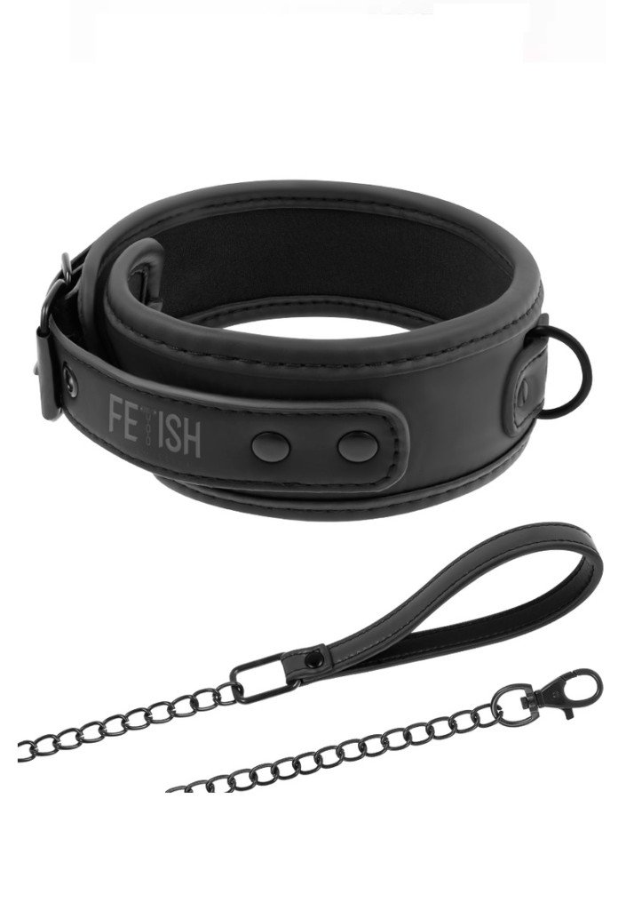 Matt fekete nyakörv pórázzal. Fetish felirat nélkül